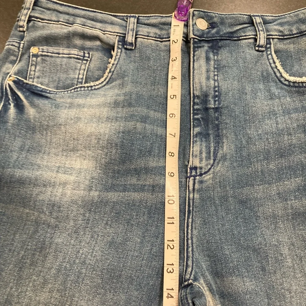 New nwt Pilcro Icon Anthropologie High Rise Distressed Blue Jeans - Picture 11 of 16